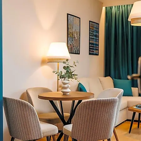 Hotel Forest Park &